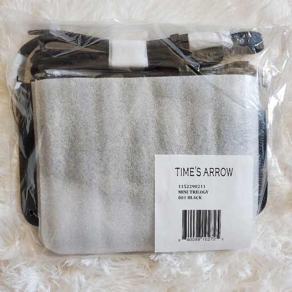 NWT Time's Arrow Mini Trilogy Crossbody Leather Bag - Black/Silver - Picture 5 of 9